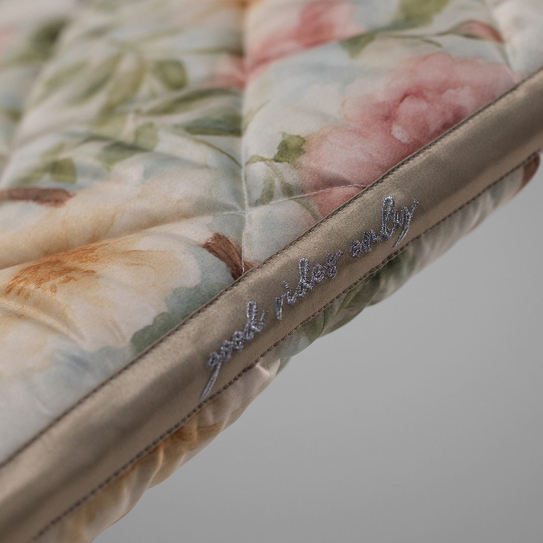 Dapplebay Vintage Floral Dressage Saddle Pad